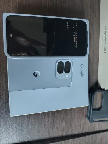Google pixel fold 10 , 6 meses de uso , 1 TB estado de zero kit completo ou vendo a part