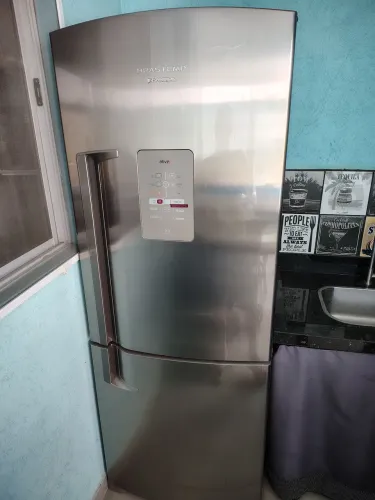 Geladeira Brastemp Inverse 428 litros