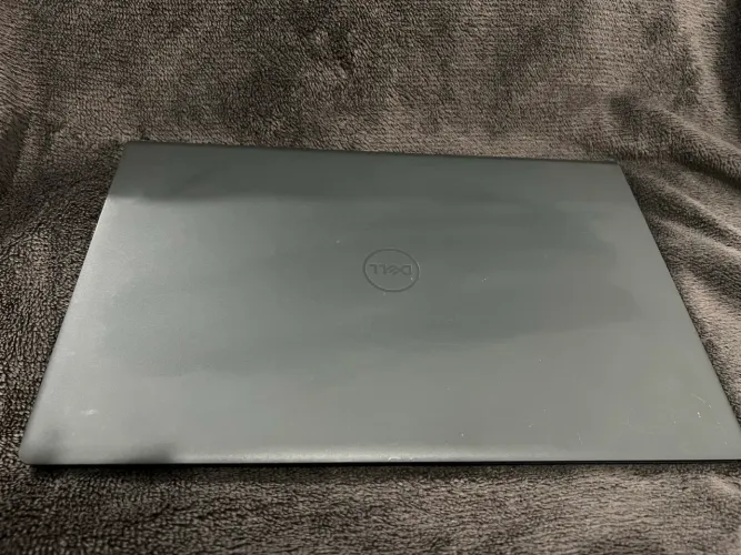 Notebook Dell Inspiron 15 3511 | Ubuntu 24.04 LTS | SSD 128GB | 4GB RAM |