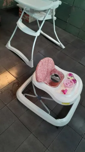 Andador de bebê 