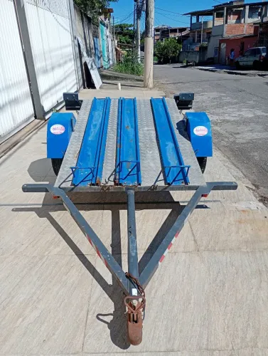 Reboque para 3 motos 