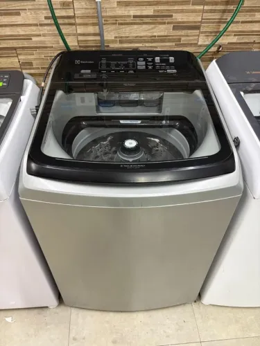 Máquina de Lavar 17kg Electrolux Perfect Care Digital Prata 220V (Semi-nova) - Modelo LEH1