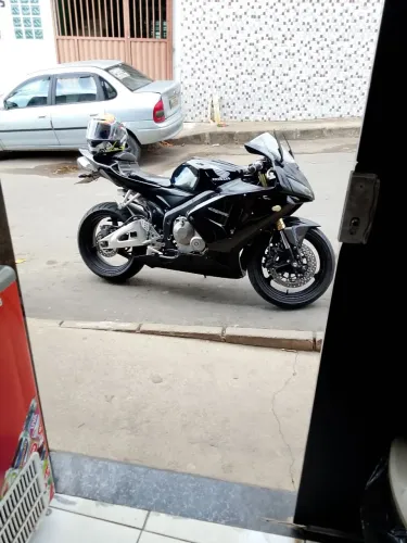 Moto de garagem nova top