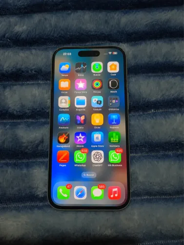 iPhone 15
