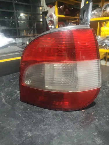 Lanterna direita Scenic original 2001 2002 2003 2004 2005 2006 2007 2008