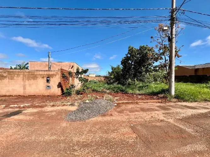 TERRENO NO LOTEAMENTO CAMBARÁ TIJUCA I - DIRETO COM A LOTEADORA