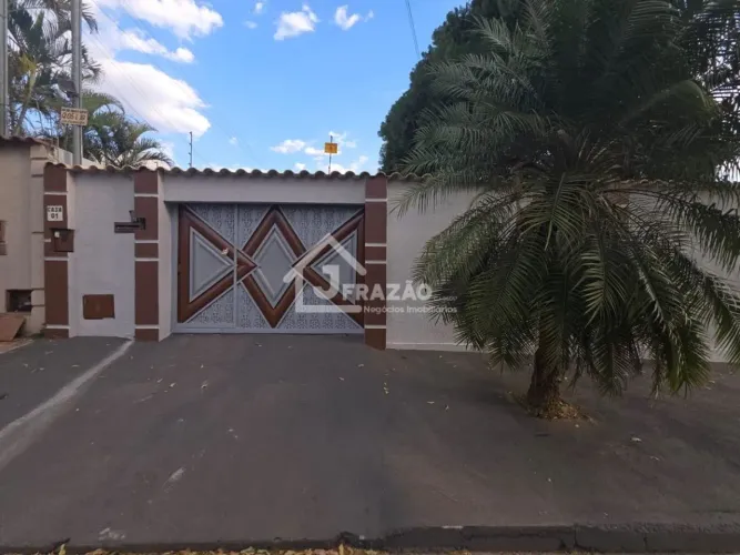 Casa para Locação Comercial 2 Quartos - Residencial Clarissa - |Goiânia