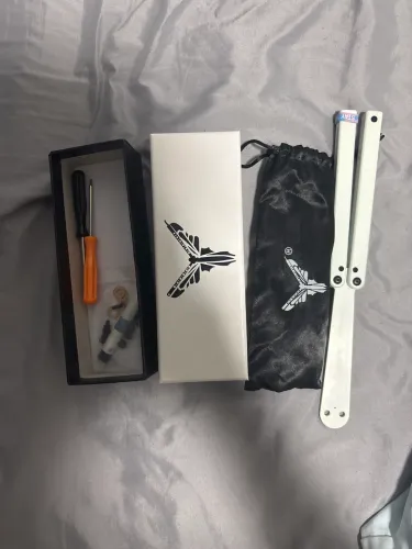 Faca de treino balisong importada