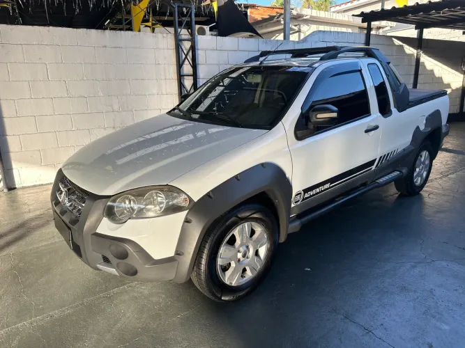 Fiat Strada Adventure 1.8/ 1.8 Locker Flex CE 2012