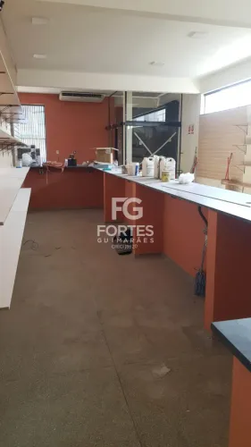 Galpão de 488m² com elevador no Campos Eliseos na Zona Oeste de Ribeirão Preto