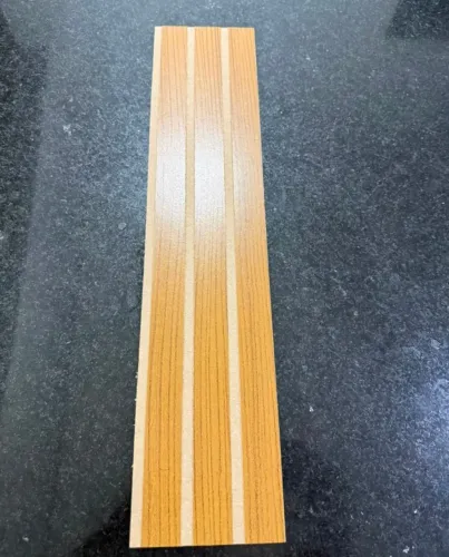 PLACAS RIPADO EM MDF - FREIJO