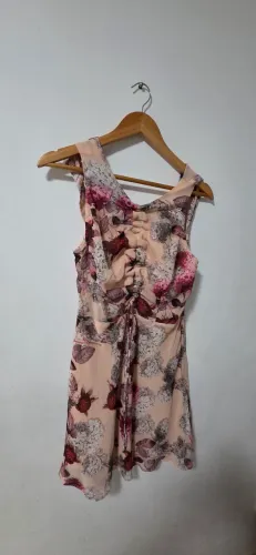 Vestido florido 42 novo