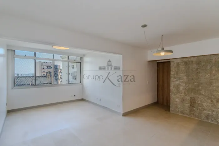 Apartamento - Jardim América - 2 Dormitórios - 85m².
