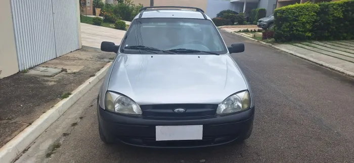 Ford Courier 1.6 L/ 1.6 Flex 2011