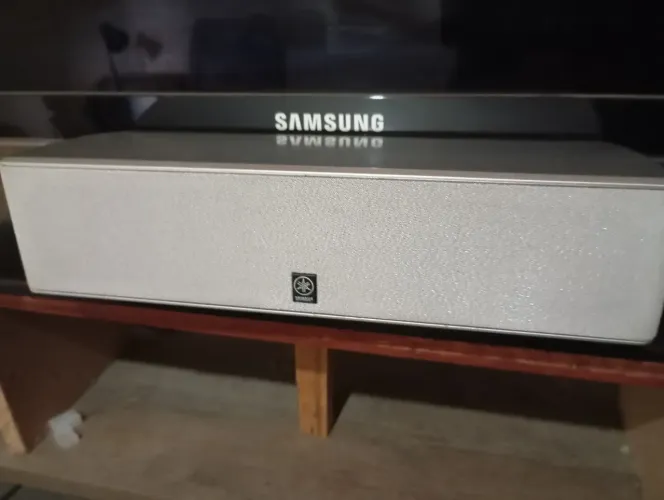 Caixa Central Home theater Yamaha