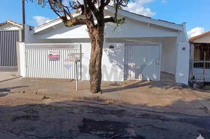 Casa à venda Conforto, espaço e excelente oportunidade!