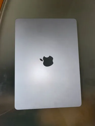 MacBook Air M4 2025 13" - Impecável 