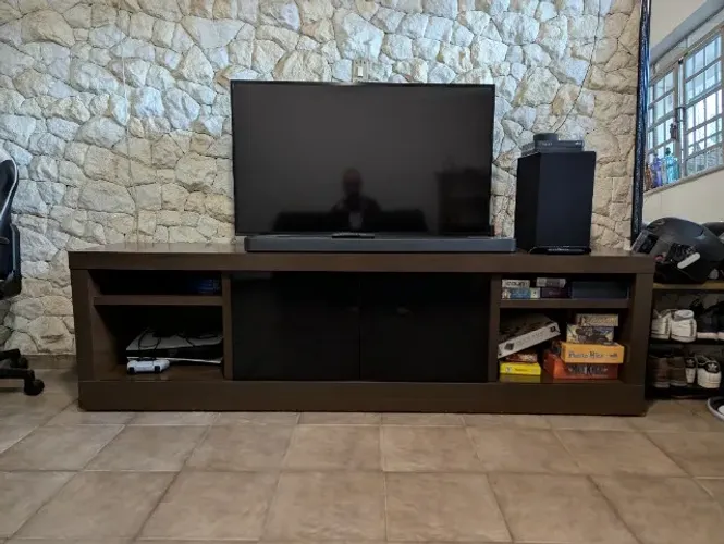 Rack de TV 220cm - Madeira de qualidade, porta de vidro de correr - premium