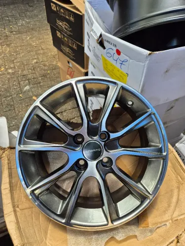 Jogo de rodas esportivas scorro Aro 15 4x100 