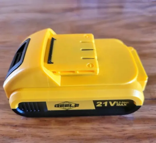 Bateria 21V  Recarregável serve para vários tipos de Ferramenta, Produto Novo 