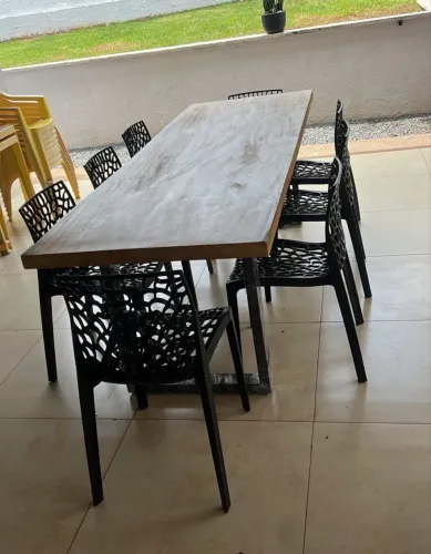 Mesa rústica