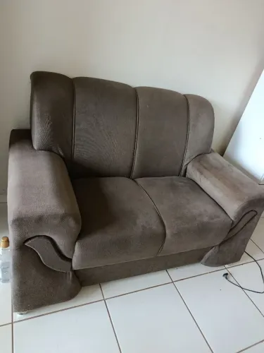 Sofá 2 lugares 