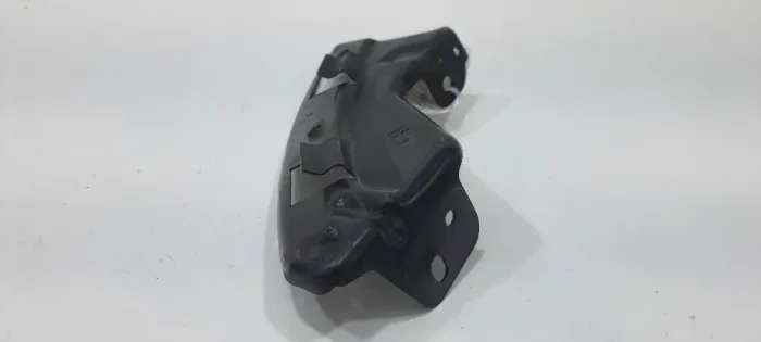 Protetor Entrada Ar Hyundai Ix35 2.0 Ano 2012 282132s000 Preto