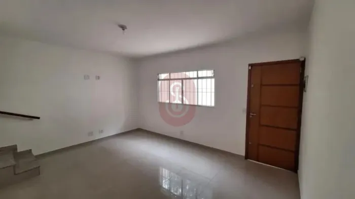 Sobrado para venda e locação no Jardim Vila Formosa.