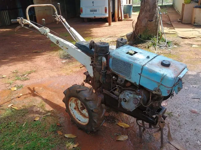 Trator Tobata / Microtrator Diesel - Forte e Econômico