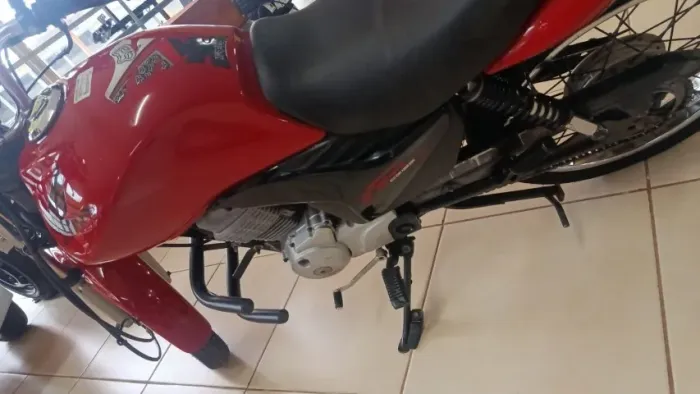 Honda Fan 125 KS 2012 Vermelha - R$ 10.000 ou Troca material construção