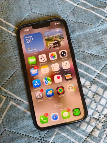 iPhone 13