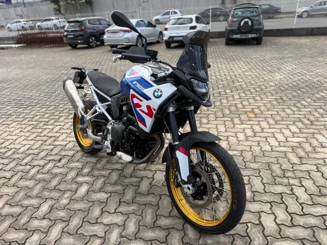 BMW F 900 GS Trophy 2025 6400km (Único dono)