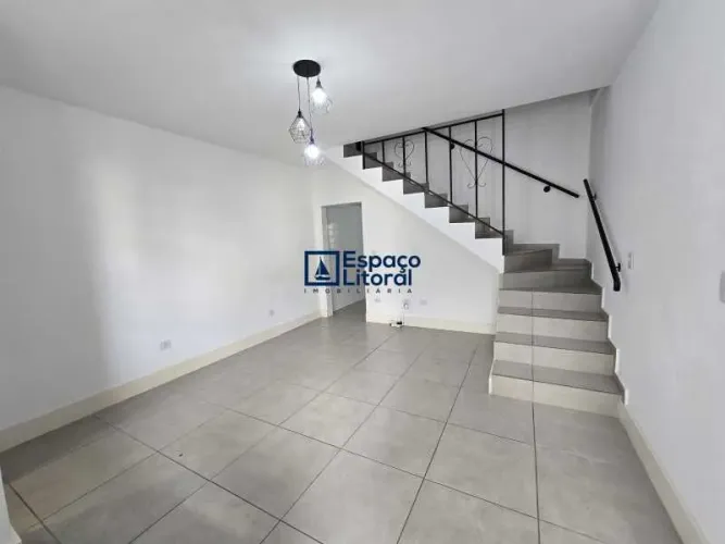 Casa em Condomínio : Sobrado / Residencial / Indaiá