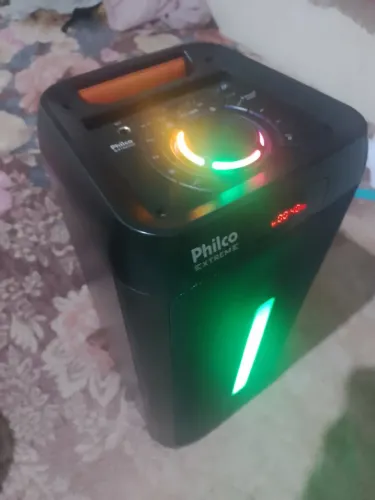 Vendo uma caixa de som amplificada modelo Philco Extreme pcx4501.