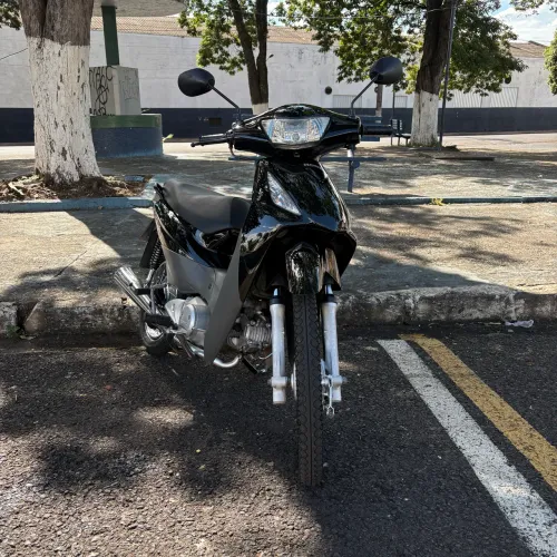 BIZ 125 ES (partida elétrica)