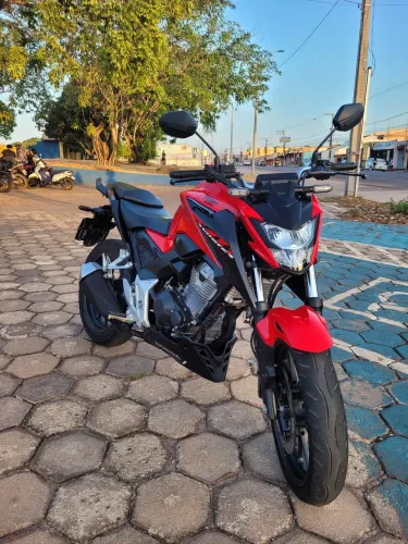 CB 300 
