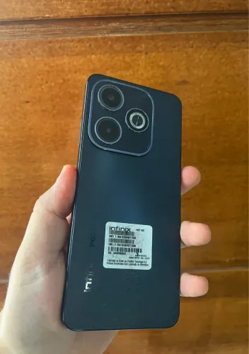 Infinix HOT 40i - 256GB / 8GB RAM + 8GB RAM Plus | Estado de Novo!