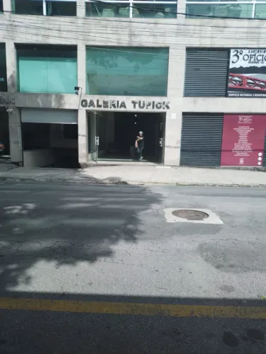 Loja para locação em uma ótima localização , no calçadão de Resende , na Galeria Tufick1