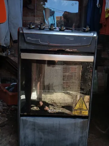 Fogão funcionando 2 bocas e forno funcionando normalmente