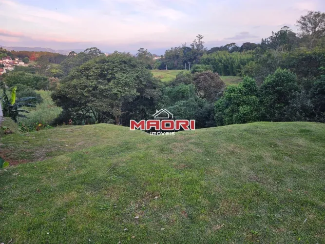 Terreno à venda no Condomínio Porto Seguro Village em Valinhos