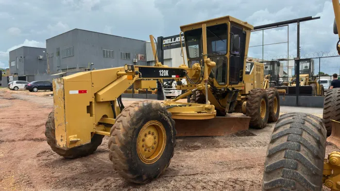 CATERPILLAR 120K 2010 9000 HORAS ORIGINAL REVISADA