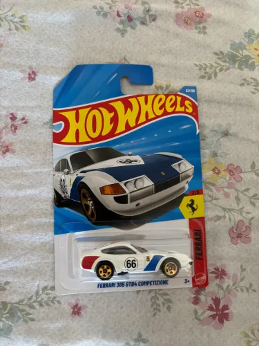 Hot Wheels Ferrari 365 GTB4 Competizione