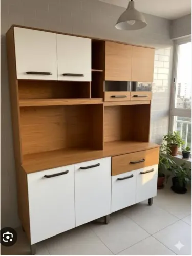 Armário de cozinha com porta em detalhes de vidro 1,50m de largura 