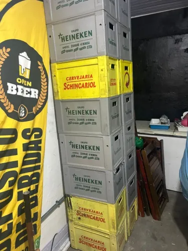 Engradado de cerveja completo