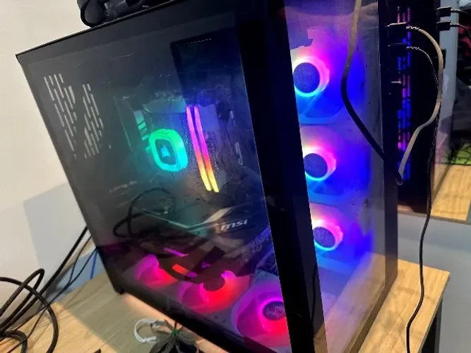 Pc Gamer I5-13600KF MSI 4070TI 32GB RAM Corsair Vengeance Z790-p Prime Lian Li Razer