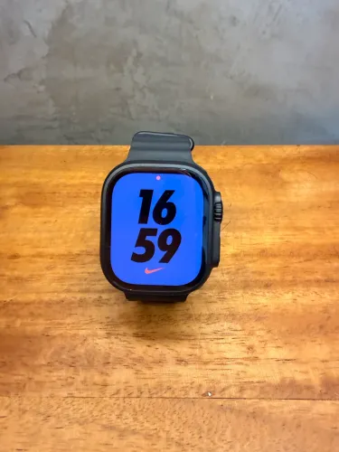 Apple Watch Ultra 2 Black Titanium GPS + Celular 49mm Estado de novo