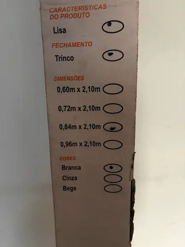 Porta sanfonada na caixa