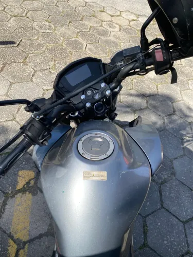 Moto único dono