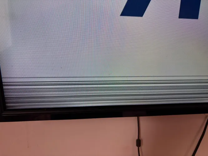 TV AOC 32 com ChromeCast