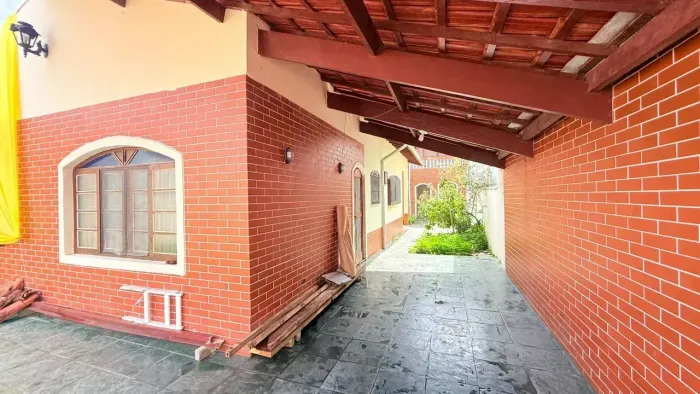 Imóvel para aluguel e venda com 250 metros quadrados com 3 quartos em Belas Artes - Itanha